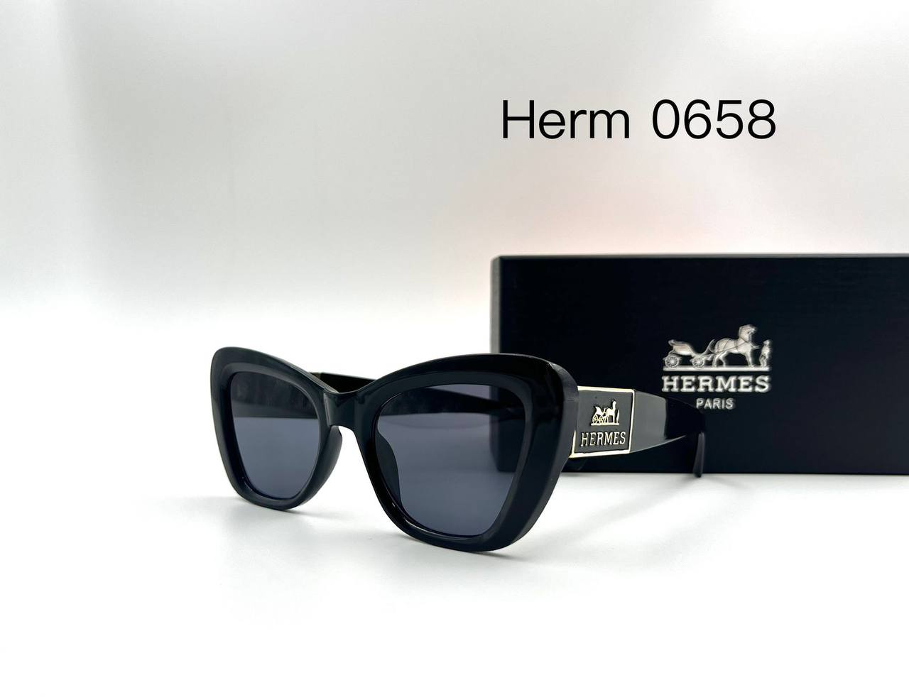 BVLGARI & Hermes💥*

Sunglasses 🕶️ 

good quality 💯

With master box 🗃️ 

50 dhs✅

Zain273
♥️♥️♥️