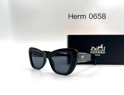 BVLGARI & Hermes💥*

Sunglasses 🕶️ 

good quality 💯

With master box 🗃️ 

50 dhs✅

Zain273
♥️♥️♥️
