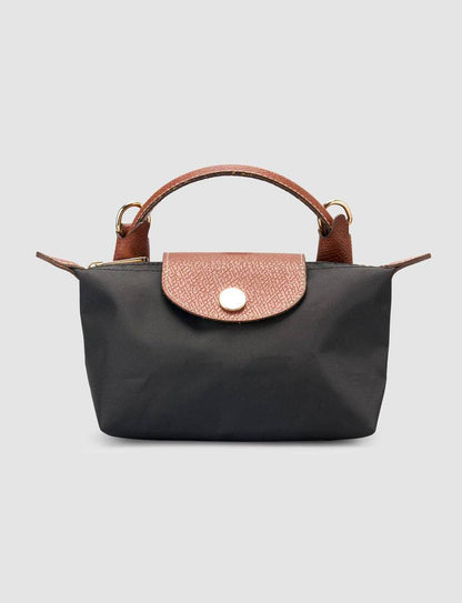 Longchamp
BIG
70 dhs❣️
size 46×19×30cm
Medium
60 dhs❣️
size 36×24×14cm
SMALL
50 dhs❣️
size 20×8.5×14cm

Zain41
♥️♥️♥️