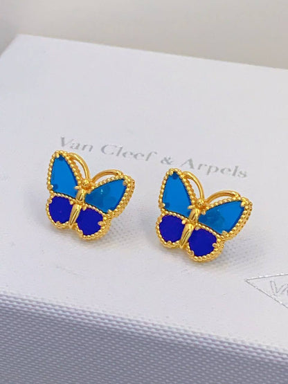 VCA
VANCLEAF SET
MASTER💫✨
NECKLACE 
BRACELET 
EARRINGS 
RING
150 DHS✅
 WITH GOOD BOX AND PAPER BAG 🎁🛍️

Zain89
♥️♥️♥️