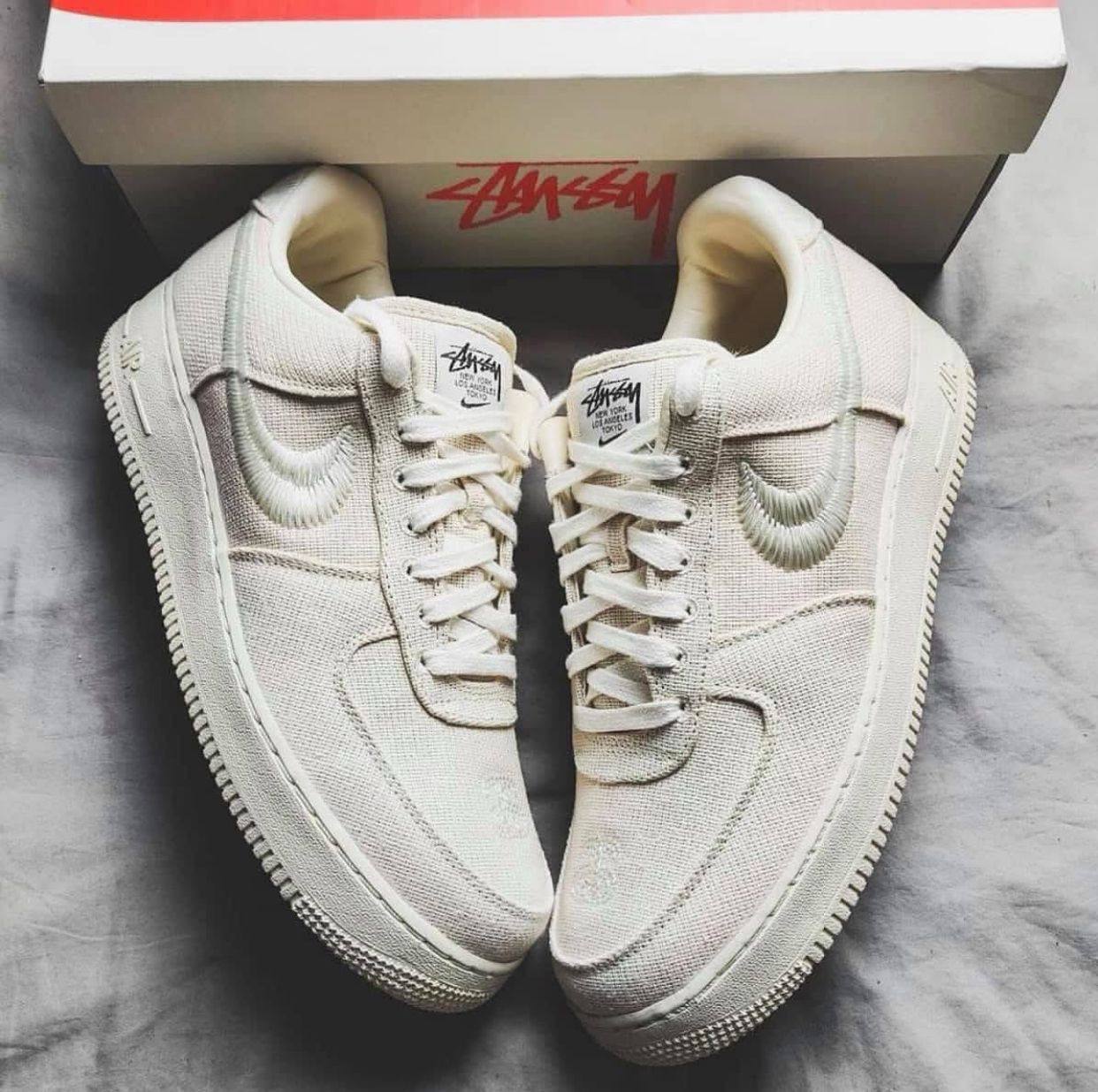 Nike x Stussy Air Force 1 Low "Fossil" 
36-45 AVAILABLE 🤩
170 dhs🪙💕

Zain242
♥️♥️♥️
