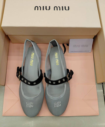 Miu Miu Shoes 
High Quality 
New Arrived 
Size 36 To 41
105 dhs🇦🇪🇦🇪

Zain120
♥️♥️♥️