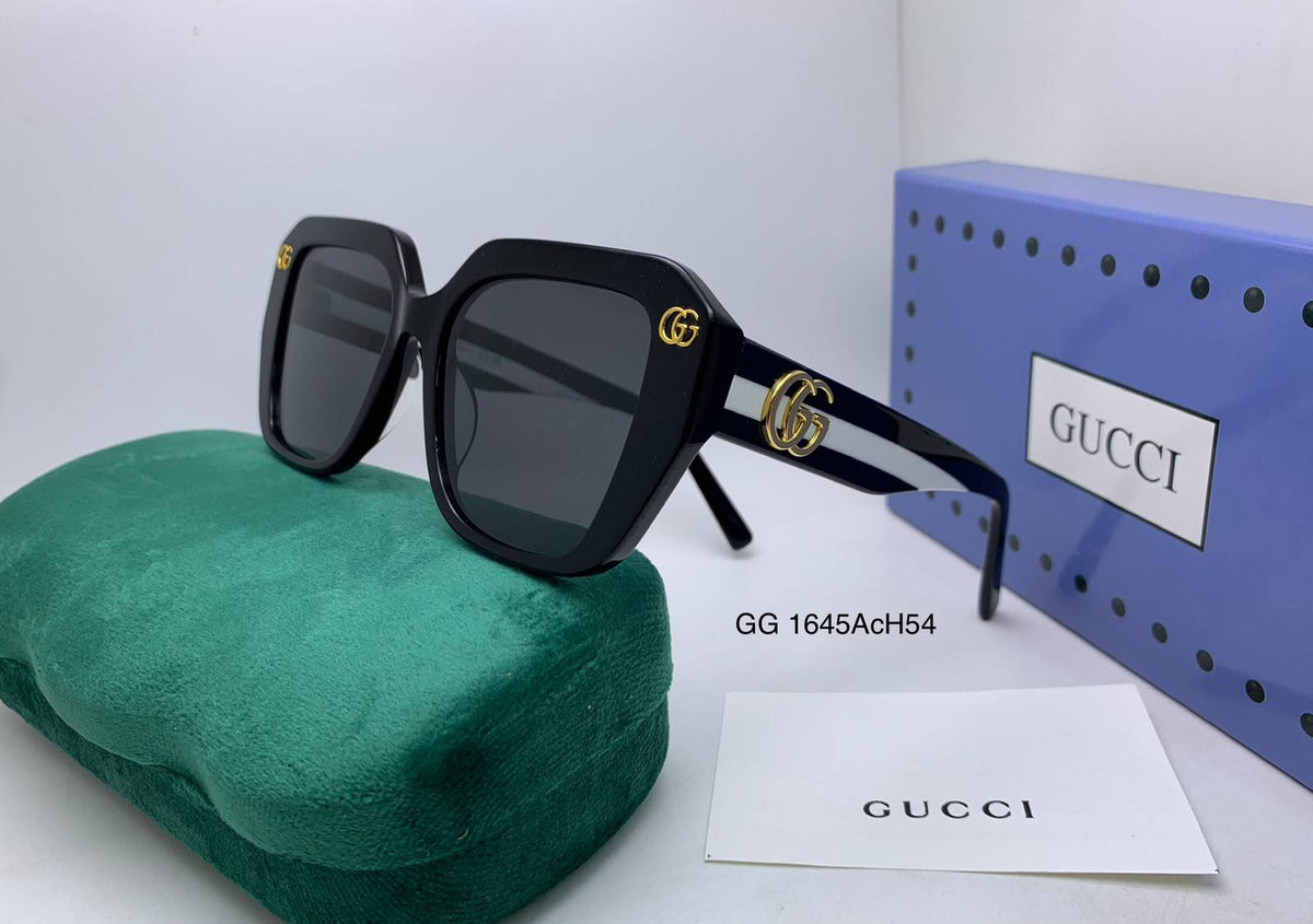 Ladies 

master quality 

sunglasses 
200 dhs🇦🇪🇦🇪

Zain126
♥️♥️♥️