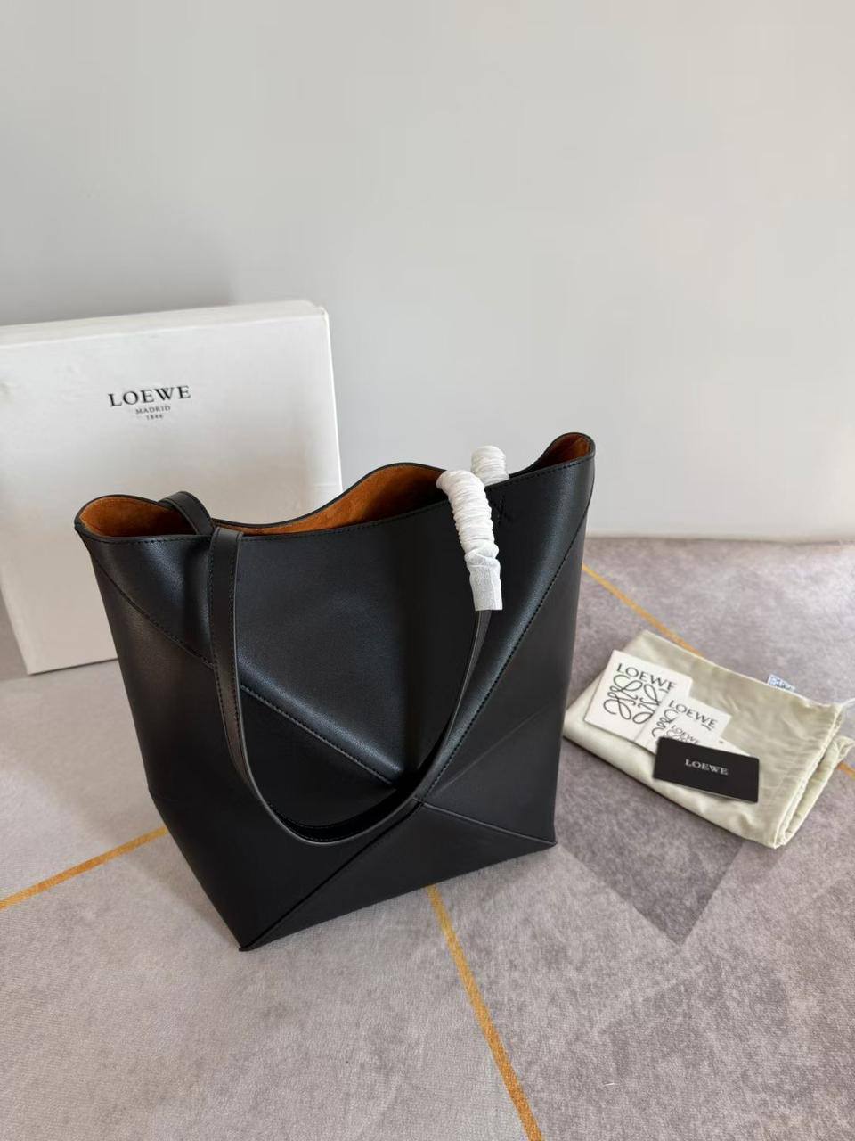 Loewe
Master ++++
330 dhs🪙🌨️

Zain153
♥️♥️♥️
