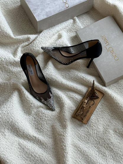 jimmy choo

  Size write in photo

110 dhs✅

Zain80
♥️♥️♥️