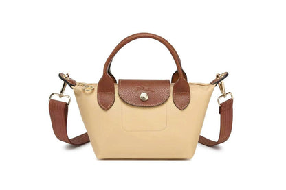 NEW CAME 

LONG CHAMP 

BAG GOOD QUALITY 

65 DHS🇦🇪🇦🇪🇦🇪

 SIZE: 25-12-9cm

Zain40
♥️♥️♥️