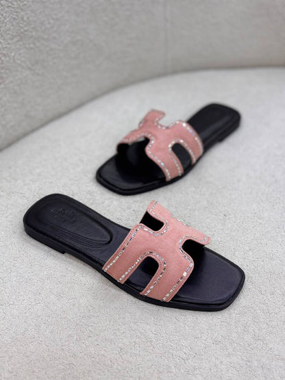 Hermes slipper

80 DHS🇦🇪🇦🇪🇦🇪

36-42

Zain30
♥️♥️♥️
