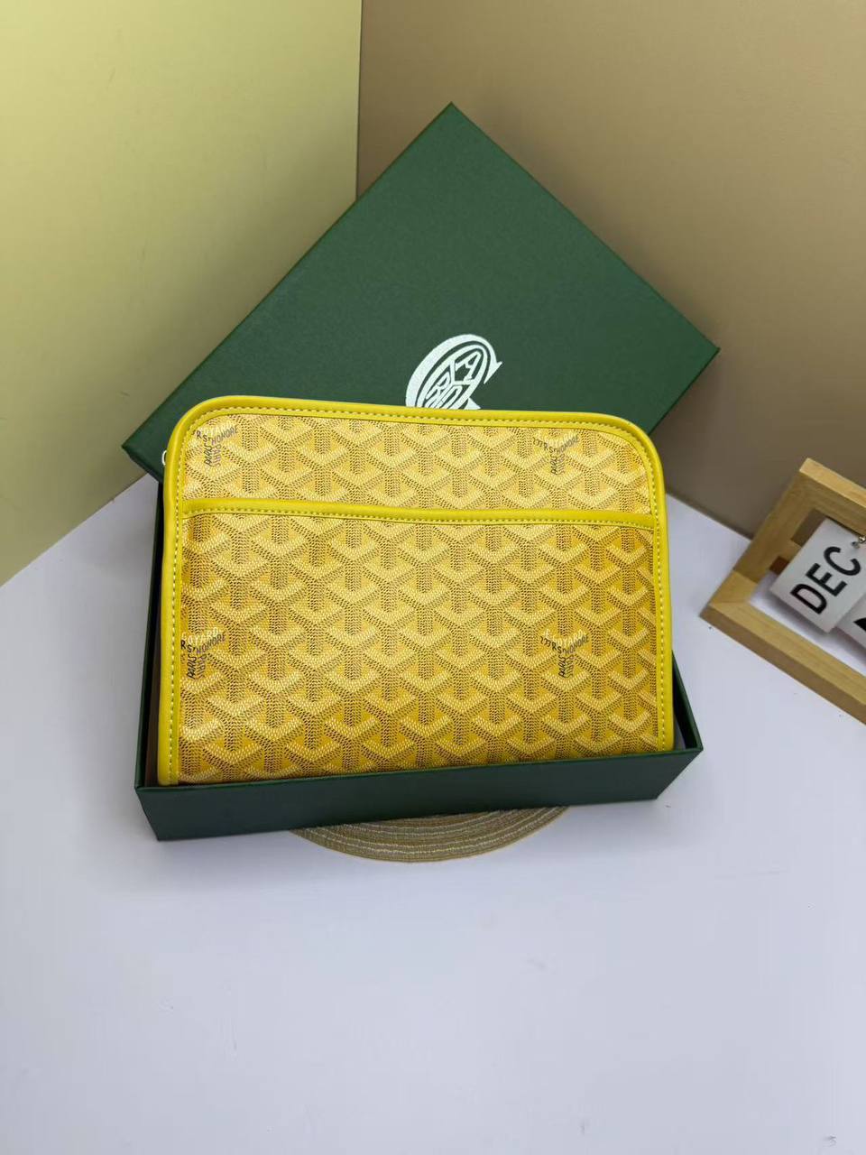 Goyard

85 dhs🪙🌨️ 


Withbox
🎁🎁🎁

Zain143
♥️♥️♥️