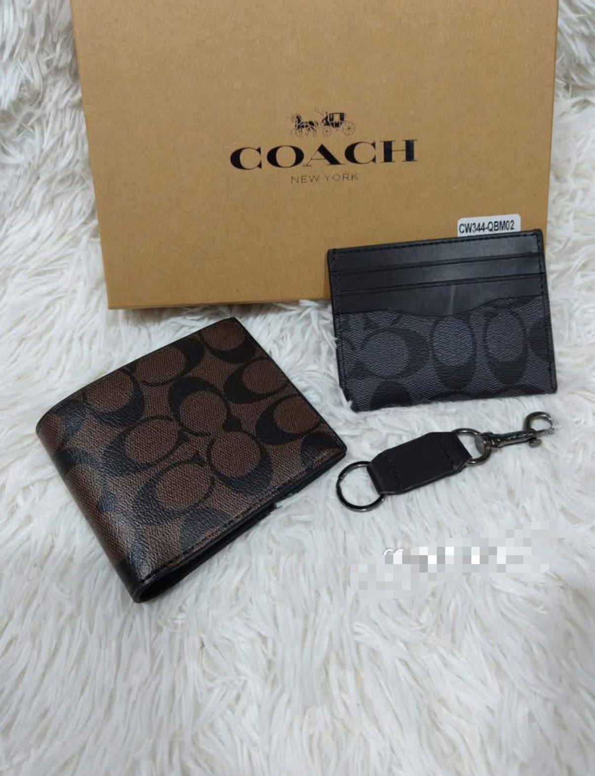 Coach Wallet 
Master 
130 dhs💓

Zain248
♥️♥️♥️
