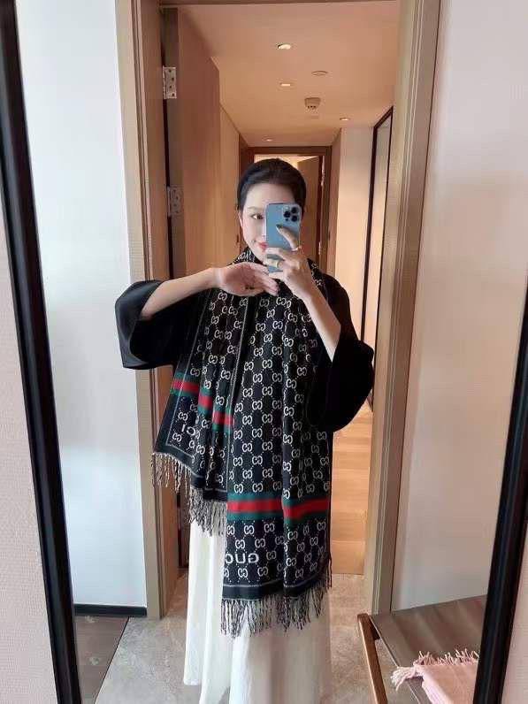 Coming new stock
Winter scarf 
45 dhs🪙🌨️

Zain93
♥️♥️♥️