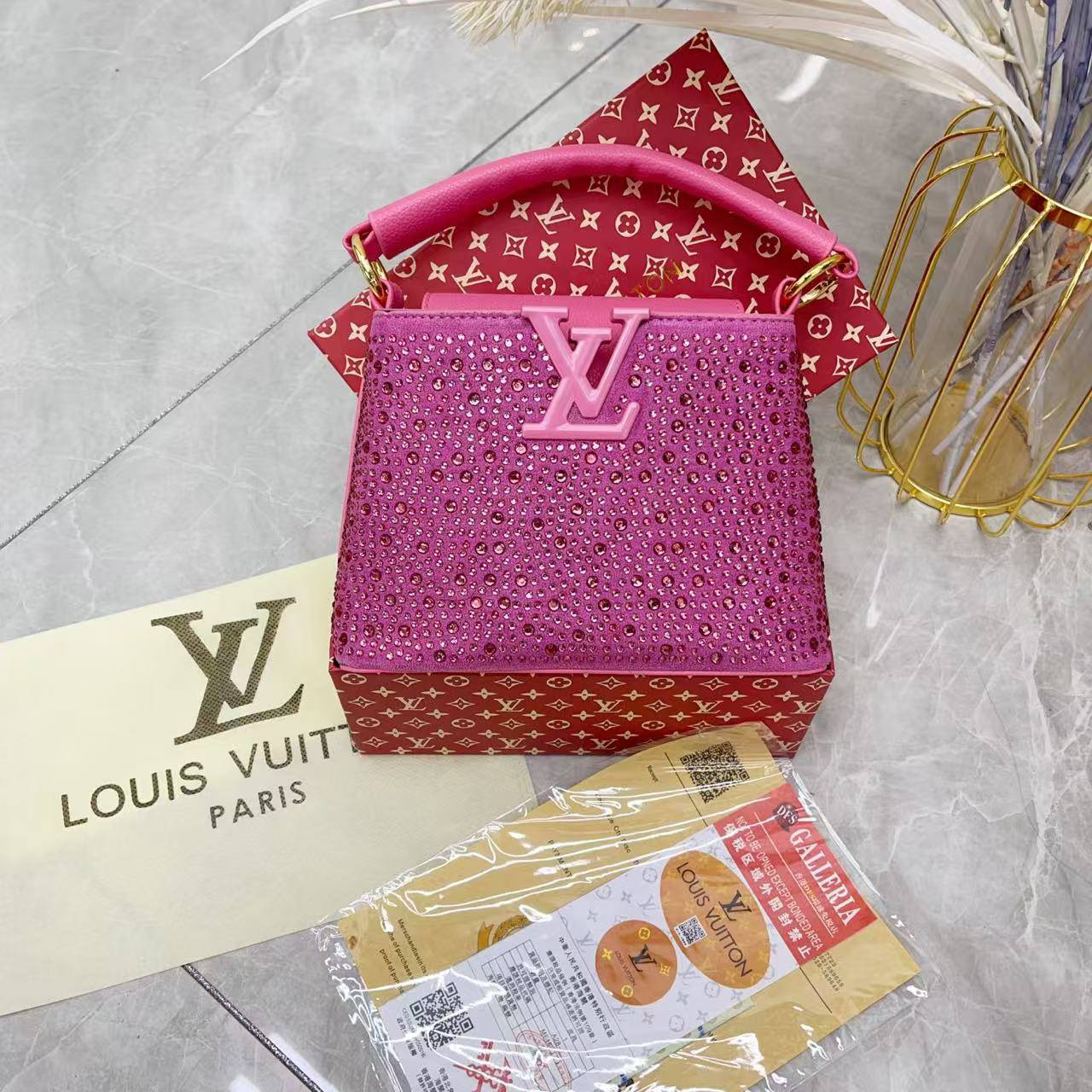LV

75 dhs💓

Zain232
♥️♥️♥️
