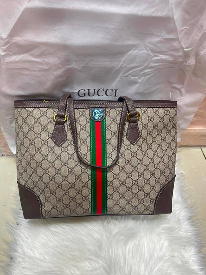 Gucci
85 dhs✅

Zain219
♥️♥️♥️