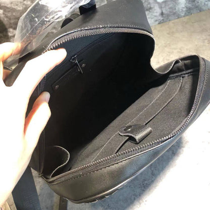 BOTTEGA 

BACKPACK COPY ONE NEW CAME UNISEX , 

235 dhs🇦🇪🇦🇪

Zain39
♥️♥️♥️