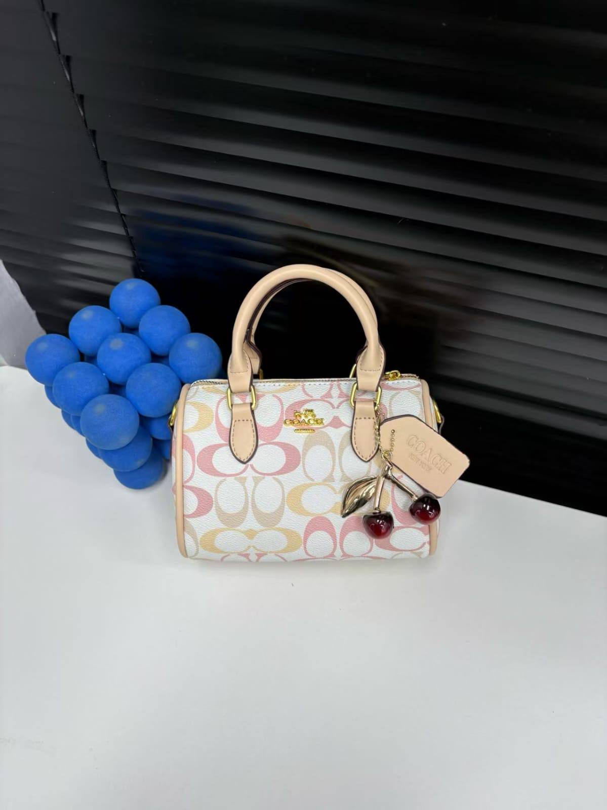 Coach Bags
Offer
75 dhs🇦🇪🇦🇪

Zain232
♥️♥️♥️