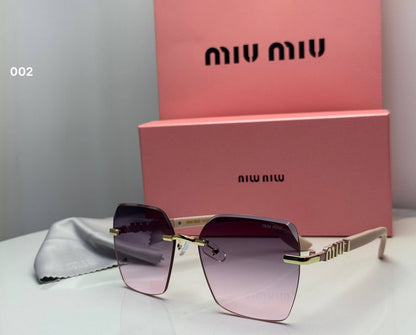 Miu miu

65 dhs🇦🇪🇦🇪🇦🇪

Zain182
♥️♥️♥️