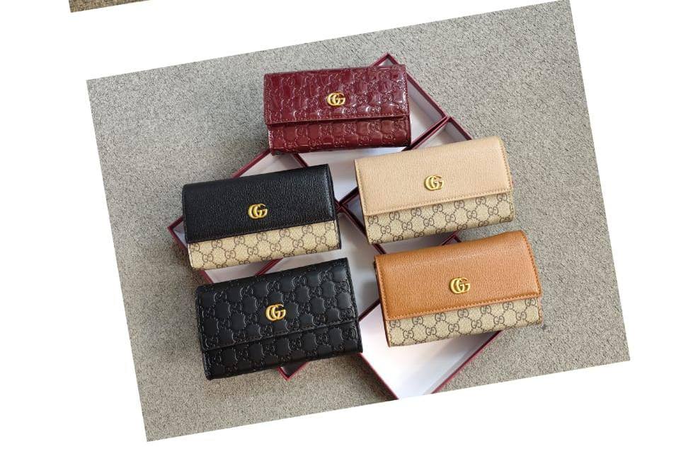 Guess - Aigner

85 dhs🪙🌨️

high quality

 With box
🎁🎁🎁

Zain26
♥️♥️♥️
