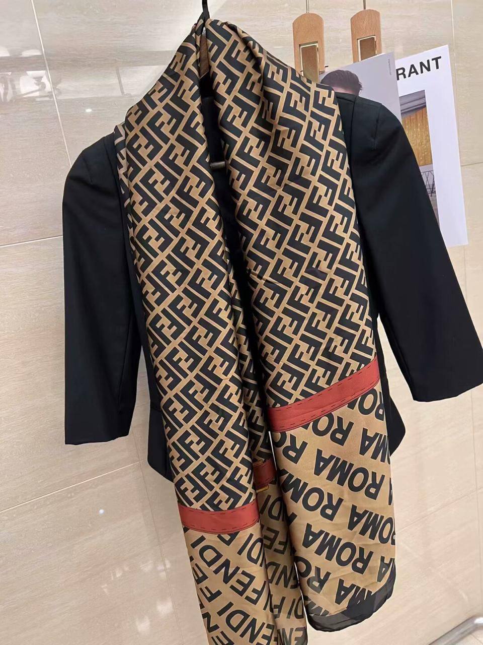 Silk scarf
40 dhs❣️

Zain60
❣️❣️❣️