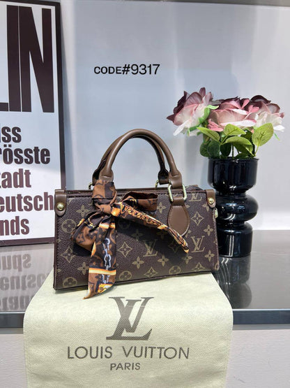 LV
ᴇᴀsᴛ ᴡᴇsᴛ ᴛᴏᴘ ʜᴀɴᴅʟᴇ ʙᴀɢ
ᴡɪᴛʜ ʟᴏɴɢ ʙᴇʟᴛ sᴛʀᴀᴘ
ᴍᴏɴᴏɢʀᴀᴍ ʟᴇᴀᴛʜᴇʀ
sɪᴢᴇ : 25 cm

70 dhs🪙💕

Zain31
♥️♥️♥️
