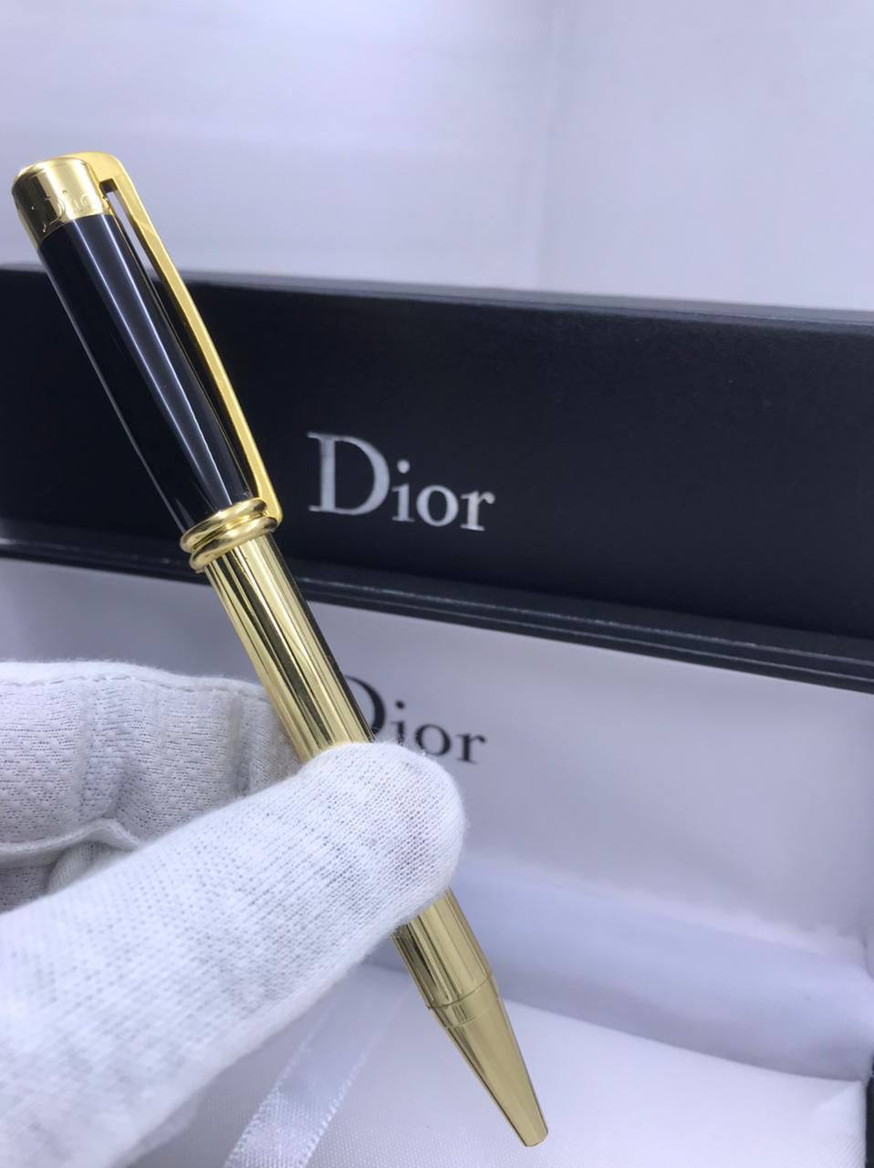 Dior Pen
55 dhs✅

Zain182
♥️♥️♥️