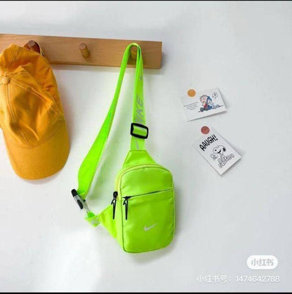 Nike
Phone bag 
20 dhs🪙🌨️

Zain17
♥️♥️♥️