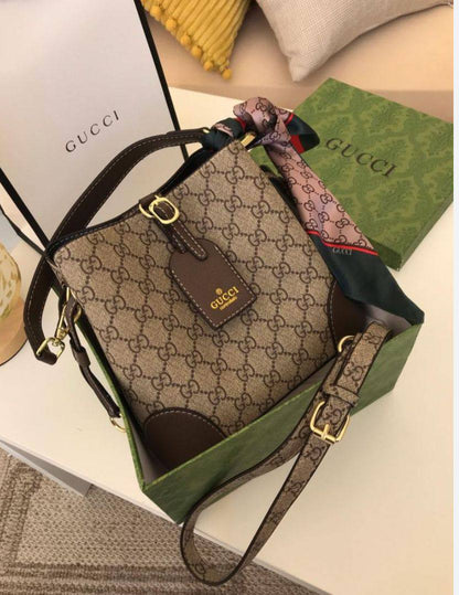 AVAILABLE
BAGS 
Fendi
Lv
Guccii

WITH BOX 🎁 
100 dhs🇦🇪🇦🇪


Zain169
♥️♥️♥️