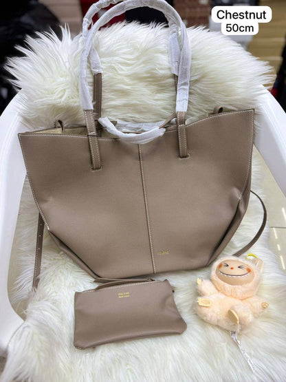 ❤️ Polene Toute
1️⃣ First quality 
Size : 50 ~ 45 * 30 cm
95 dhs✅

Zain115
♥️♥️♥️