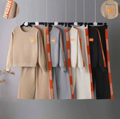 *New collections  
140 dhs❣️
*good  quality  ✅
*Sizes: free size 
*AVAILABLE NOW*

Zain231
♥️♥️♥️