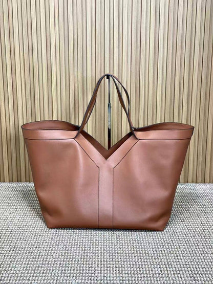 YSL
110 dhs✅ 

Zain72
♥️♥️♥️