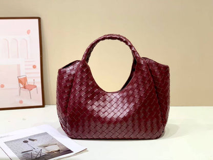 Bottega
120 dhs💓

Zain143
♥️♥️♥️