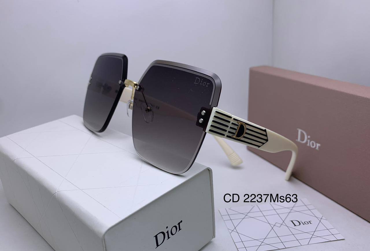 Dior
70 dhs❣️

Zain126
♥️♥️♥️