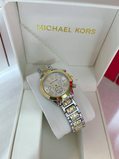 Mk ladies 

1 ps
45 dhs🇦🇪🇦🇪

Zain45
♥️♥️♥️