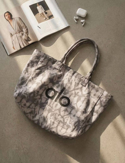 ALO
75 dhs🇦🇪🇦🇪
Size：48CM
good-quality 

Zain35
♥️♥️♥️