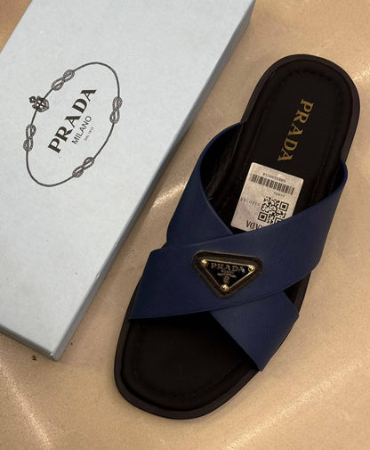 Prada

40 TO 45

110 dhs🇦🇪🇦🇪🇦🇪

Zain183
♥️♥️♥️