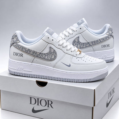 Nike

100 dhs🇦🇪🇦🇪🇦🇪

SIZE 40 TO 45

Zain27
♥️♥️♥️
