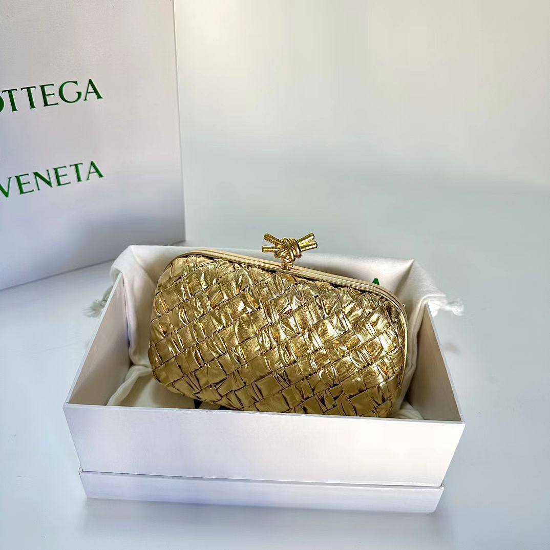 Bottega
Master
For Price 👇 WhatsApp✅
0568585901 
0507557372
0552275751 Owner Zain 👌

Zain131
♥️♥️♥️