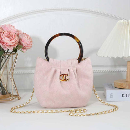 Chanel

120 dhs🇦🇪 

each with box

Zain29
♥️♥️♥️