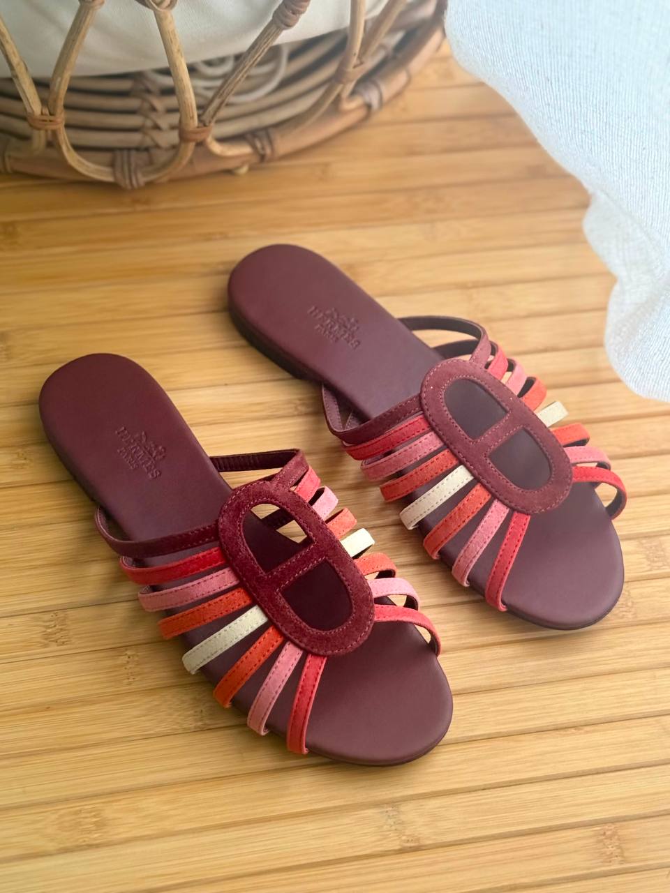 Hermes
AA Quality
𝘀𝗶𝘇𝗲: 𝟯𝟲 𝘁𝗼𝗼 𝟰2
450 dhs🇦🇪🇦🇪

Zain303
♥️♥️♥️