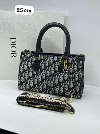 Dior - LV
80 dhs✅

Zain219
♥️♥️♥️