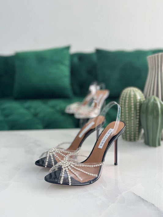 NEW AQUAZZURA 💥💥
*Super master quality*
*Size 36 to 41*
450 dhs✅

Zain113
♥️♥️♥️
