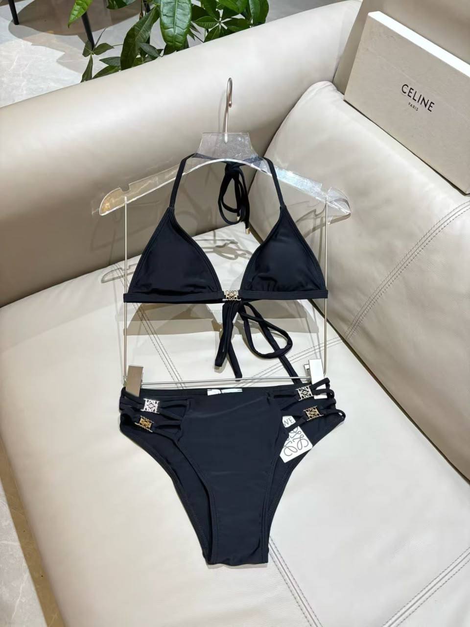 *New collections*                                                
LOEWE
*Super Master quality*
*Sizes: S M L XL* 
230 dhs✅

Zain308
♥️♥️♥️