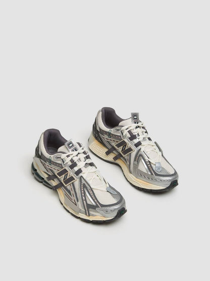 New Balance 1906A "Tech Explosion"💥
40-45 AVAILABLE 
250 dhs✅

Zain242
♥️♥️♥️