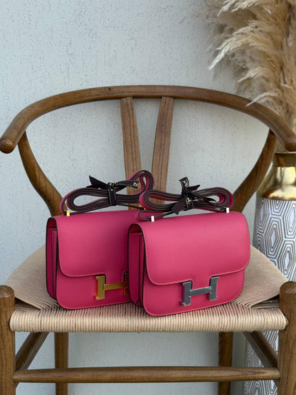 HERMES
18cm
340 dhs✅
Top quality 
With box🎁

Zain167
♥️♥️♥️