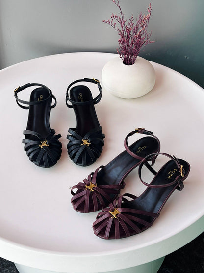 Celine 
36_41
Super high quality* 
470 dhs🪙🌨️

Zain176
♥️♥️♥️