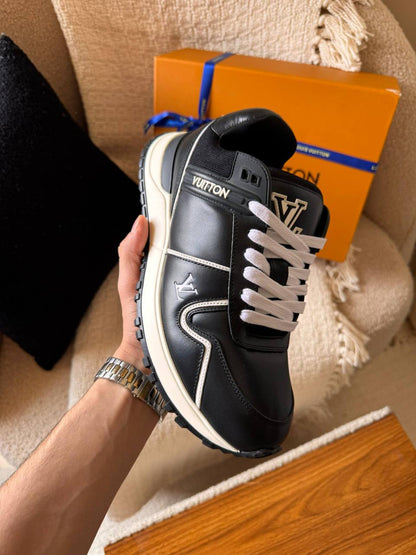 Run Away Maxi Sneaker
*AAA Quality*
*size:40 to 46*
600 dhs🪙💚

Zain185
♥️♥️♥️