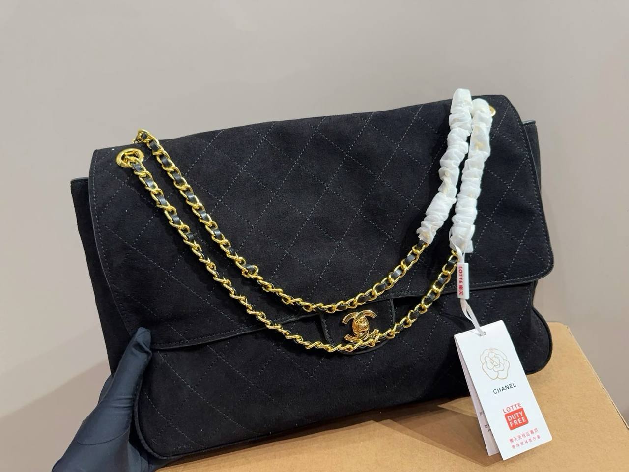 CHANEL 

COPY ONE 

NEW CAME 

200  DHS.🇦🇪🇦🇪🇦🇪

Size:40cm

Zain295
♥️♥️♥️
