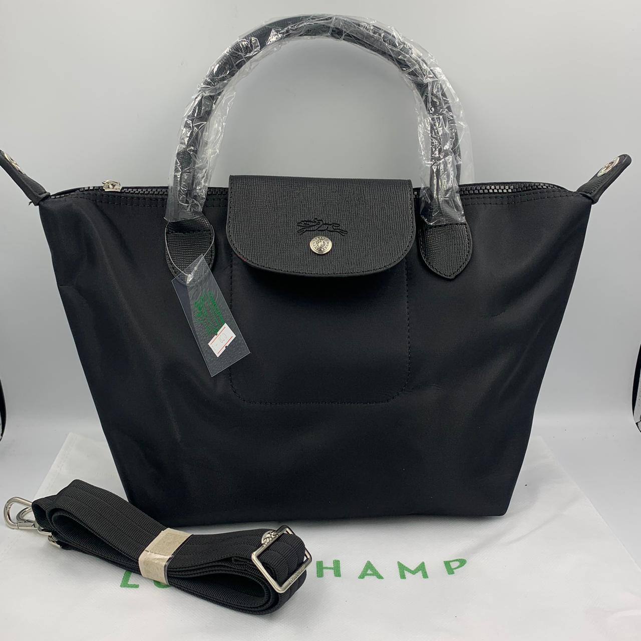 LONG CHAMP 
50 dhs🪙🌨️

Zain40
♥️♥️♥️