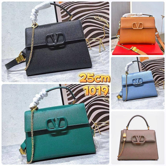 Valentino
115 dhs🌺

Zain13
♥️♥️♥️