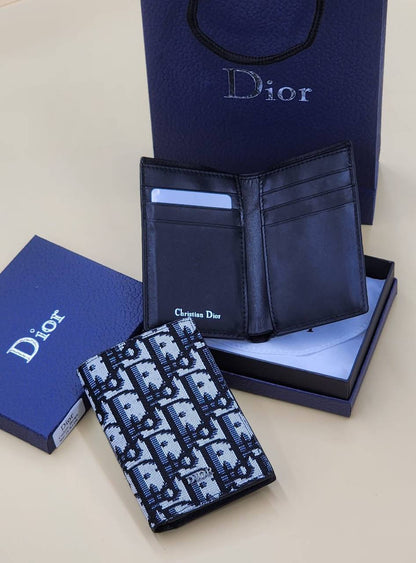 Dior wallet for men 
good quality 
45 dhs💓

Zain59
♥️♥️♥️