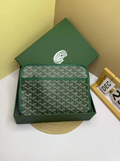 AVAILABLE 
GOYARD 

WITH BOX 🎁 
85 dhs🇦🇪🇦🇪

Zain169
♥️♥️♥️
