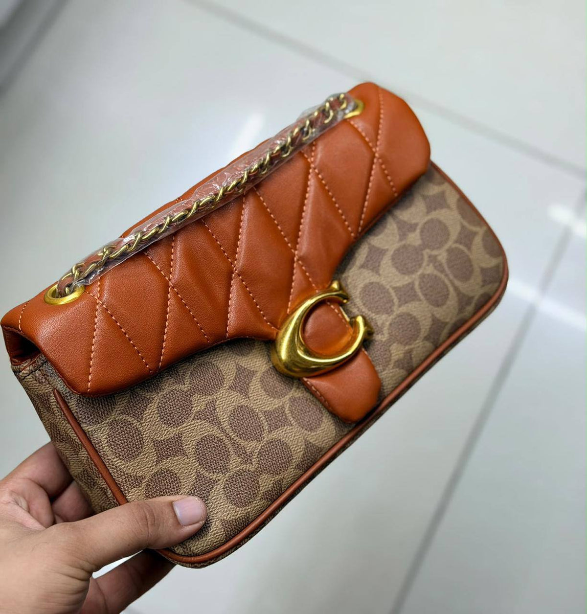 Coach

115 dhs 

Zain175
♥️♥️♥️